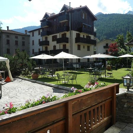Hotel Posta Aprica Kültér fotó